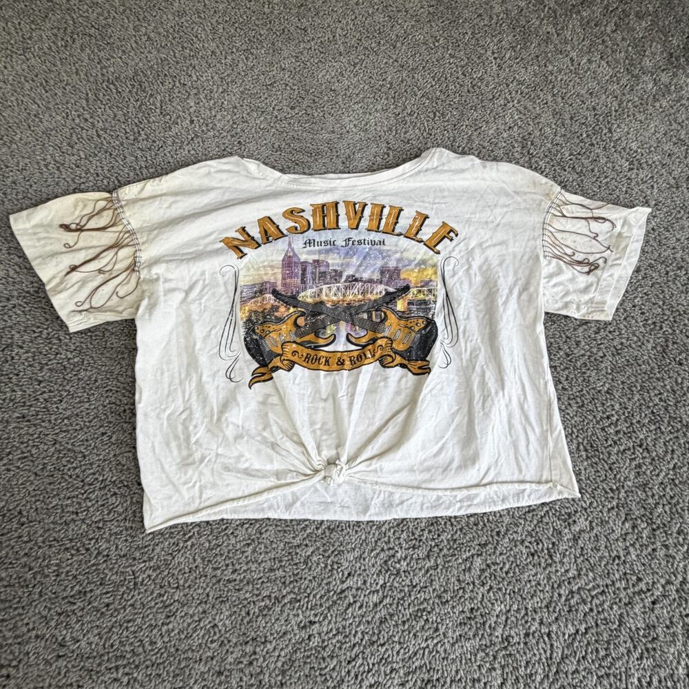 Nashville Music Festival Shirt Womens L Cropped Beaded Fringe Messy Buns Lazy